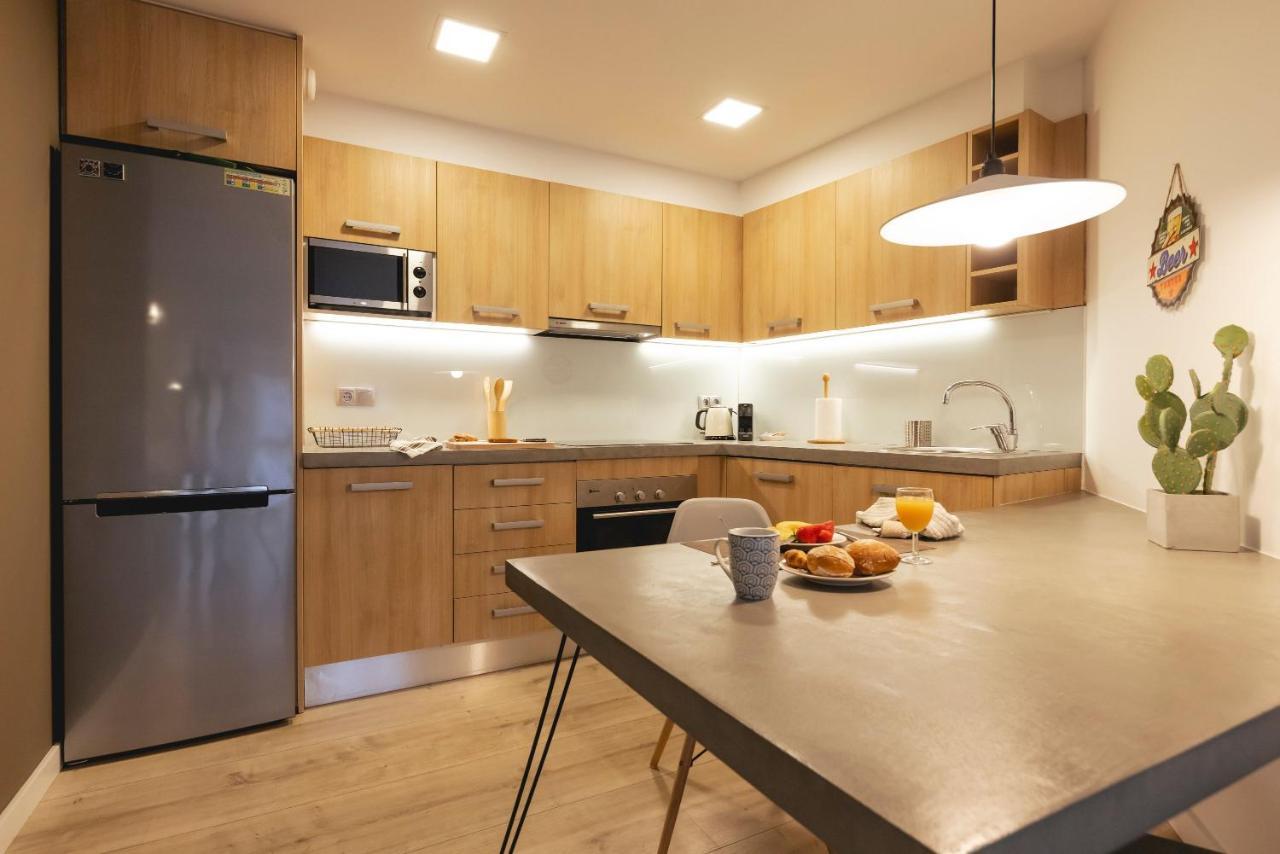 Bravissimo La Mora Apartment Херона Екстериор снимка