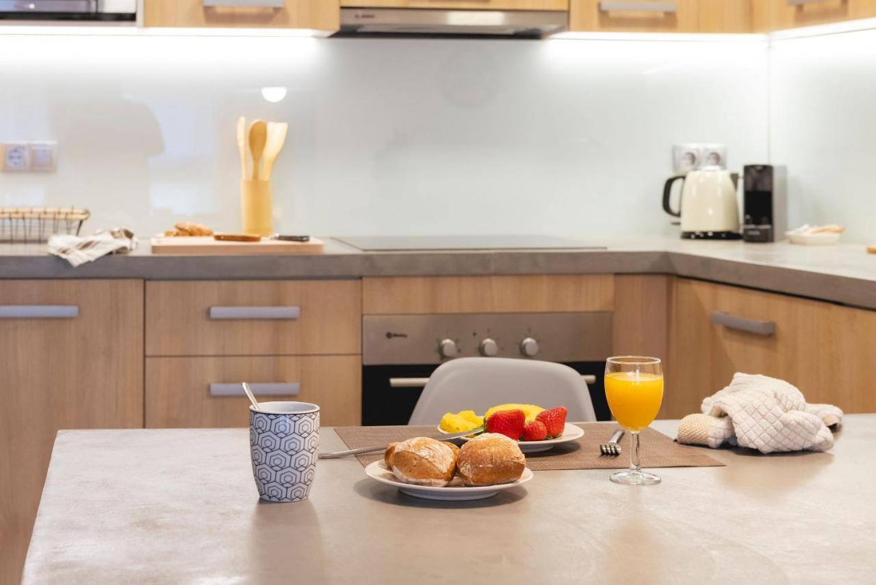 Bravissimo La Mora Apartment Херона Екстериор снимка